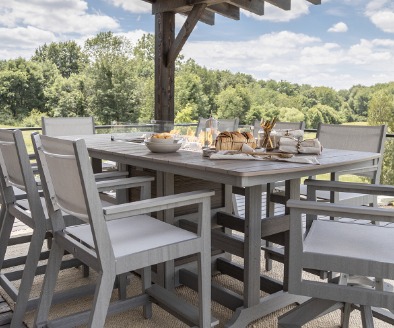 Garden Classic Tables